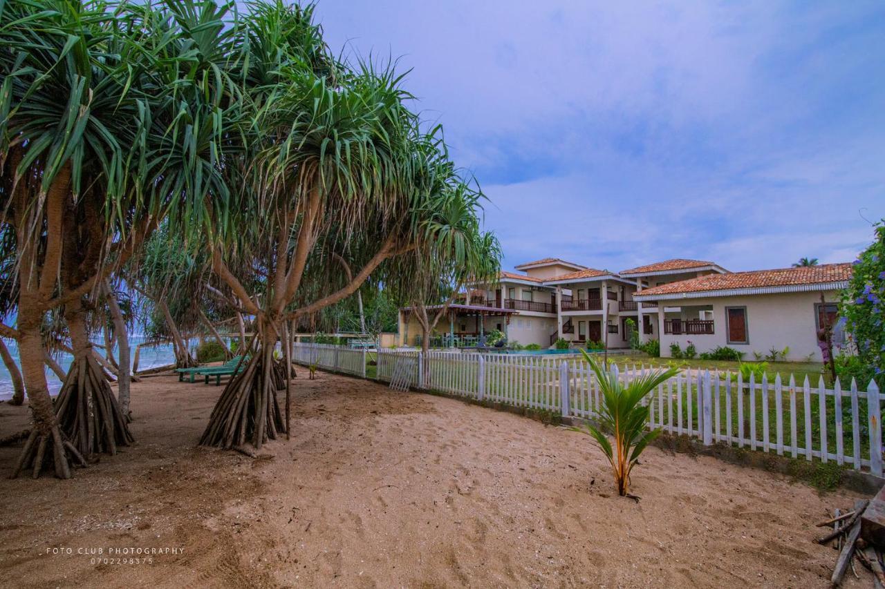 Guru Beach Resort Tangalle Luaran gambar